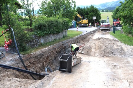 CERKNICA ŠERCERJEVA ULICA obnova 01 FOTO LJUBO VUKELIČ